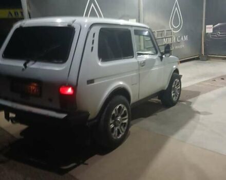 Белый ВАЗ 21213 Niva, объемом двигателя 1.7 л и пробегом 270 тыс. км за 2200 $, фото 4 на Automoto.ua