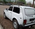 Белый ВАЗ 21213 Niva, объемом двигателя 1.69 л и пробегом 200 тыс. км за 2500 $, фото 2 на Automoto.ua