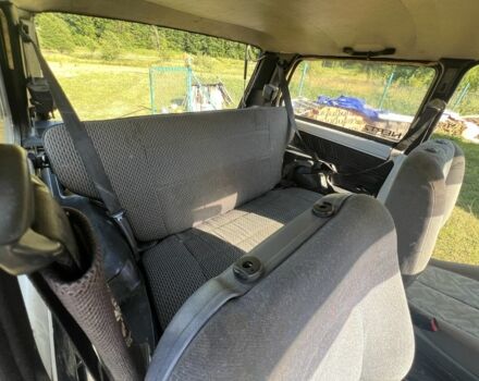 Белый ВАЗ 21213 Niva, объемом двигателя 1.7 л и пробегом 81 тыс. км за 2300 $, фото 6 на Automoto.ua