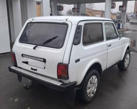 Белый ВАЗ 21213 Niva, объемом двигателя 1.7 л и пробегом 144 тыс. км за 2300 $, фото 3 на Automoto.ua