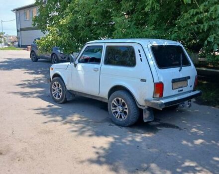 Белый ВАЗ 21213 Niva, объемом двигателя 1.7 л и пробегом 270 тыс. км за 2200 $, фото 8 на Automoto.ua