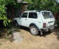 Белый ВАЗ 21213 Niva, объемом двигателя 1.69 л и пробегом 200 тыс. км за 2600 $, фото 2 на Automoto.ua