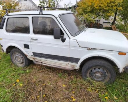Белый ВАЗ 21213 Niva, объемом двигателя 1.7 л и пробегом 200 тыс. км за 1200 $, фото 3 на Automoto.ua