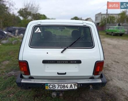 Белый ВАЗ 21213 Niva, объемом двигателя 1.69 л и пробегом 184 тыс. км за 3000 $, фото 6 на Automoto.ua