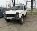 Белый ВАЗ 21213 Niva, объемом двигателя 1.7 л и пробегом 100 тыс. км за 3100 $, фото 1 на Automoto.ua