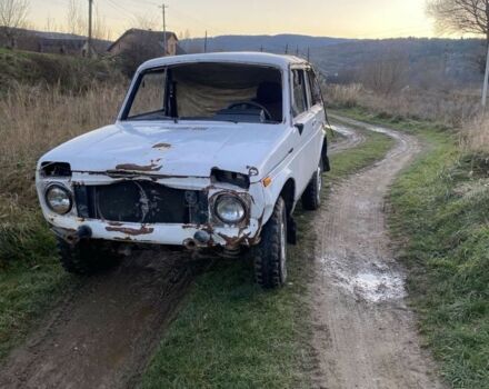 Белый ВАЗ 21213 Niva, объемом двигателя 1.6 л и пробегом 2 тыс. км за 1200 $, фото 1 на Automoto.ua
