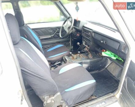 Белый ВАЗ 21213 Niva, объемом двигателя 1.69 л и пробегом 184 тыс. км за 3000 $, фото 7 на Automoto.ua