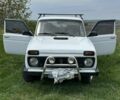 Белый ВАЗ 21213 Niva, объемом двигателя 1.7 л и пробегом 170 тыс. км за 4107 $, фото 1 на Automoto.ua