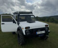 Белый ВАЗ 21213 Niva, объемом двигателя 1.7 л и пробегом 200 тыс. км за 7200 $, фото 2 на Automoto.ua