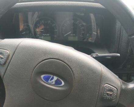 Білий ВАЗ 21213 Niva, об'ємом двигуна 1.7 л та пробігом 110 тис. км за 3200 $, фото 9 на Automoto.ua