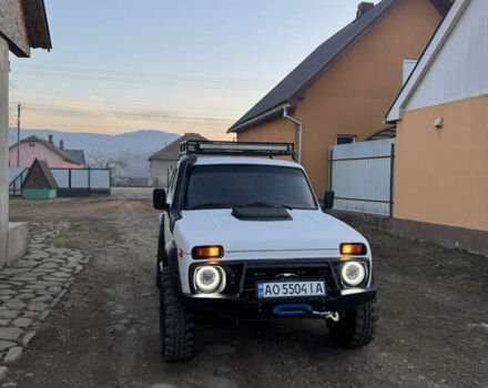 Белый ВАЗ 21213 Niva, объемом двигателя 1.7 л и пробегом 200 тыс. км за 7200 $, фото 10 на Automoto.ua