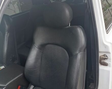 Белый ВАЗ 21213 Niva, объемом двигателя 1.7 л и пробегом 120 тыс. км за 3300 $, фото 5 на Automoto.ua