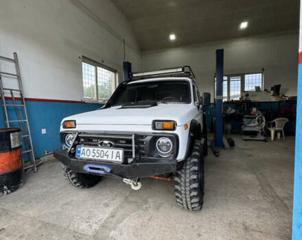 Белый ВАЗ 21213 Niva, объемом двигателя 1.7 л и пробегом 200 тыс. км за 7200 $, фото 7 на Automoto.ua