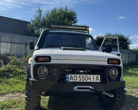 Белый ВАЗ 21213 Niva, объемом двигателя 1.7 л и пробегом 200 тыс. км за 7200 $, фото 8 на Automoto.ua