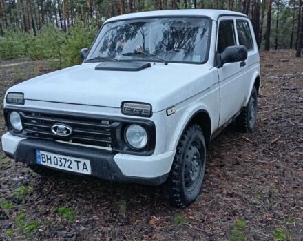 Білий ВАЗ 21213 Niva, об'ємом двигуна 1.7 л та пробігом 110 тис. км за 3200 $, фото 1 на Automoto.ua