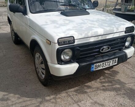 Белый ВАЗ 21213 Niva, объемом двигателя 1.7 л и пробегом 120 тыс. км за 3300 $, фото 6 на Automoto.ua