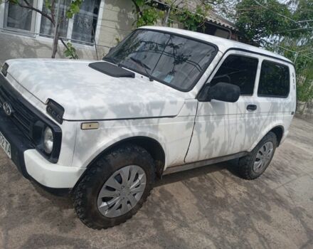 Белый ВАЗ 21213 Niva, объемом двигателя 1.7 л и пробегом 120 тыс. км за 3300 $, фото 1 на Automoto.ua