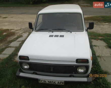 Белый ВАЗ 21213 Niva, объемом двигателя 1.7 л и пробегом 205 тыс. км за 2500 $, фото 10 на Automoto.ua
