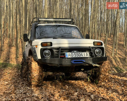 Белый ВАЗ 21213 Niva, объемом двигателя 1.7 л и пробегом 200 тыс. км за 7200 $, фото 9 на Automoto.ua