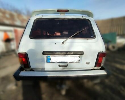 Білий ВАЗ 21213 Niva, об'ємом двигуна 1.7 л та пробігом 250 тис. км за 2000 $, фото 2 на Automoto.ua