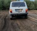 Белый ВАЗ 21213 Niva, объемом двигателя 1.7 л и пробегом 326 тыс. км за 1300 $, фото 1 на Automoto.ua