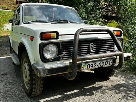 ВАЗ 21213 Niva 1992 в Славском на Automoto.ua Белый ВАЗ 21213 Niva, объемом двигателя 1.7 л и пробегом 163 тыс. км за 1900 $, фото 1 на Automoto.ua