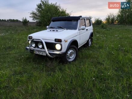 ВАЗ 21213 Niva 1992 у Тернополі на Automoto.ua Білий ВАЗ 21213 Niva, об'ємом двигуна 1.58 л та пробігом 325 тис. км за 1800 $, фото 1 на Automoto.ua