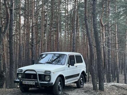 ВАЗ 21213 Niva 1994 у Изюме на Automoto.ua Білий ВАЗ 21213 Niva, об'ємом двигуна 1.5 л та пробігом 200 тис. км за 1500 $, фото 1 на Automoto.ua