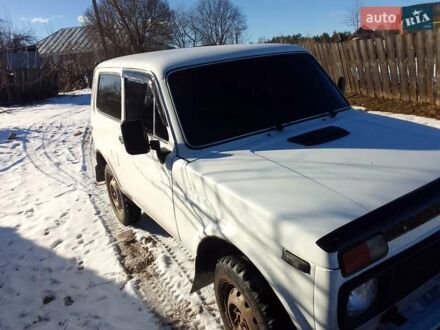 ВАЗ 21213 Niva 1994 у Глухове на Automoto.ua Білий ВАЗ 21213 Niva, об'ємом двигуна 1.7 л та пробігом 300 тис. км за 1684 $, фото 1 на Automoto.ua