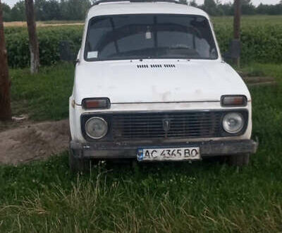 ВАЗ 21213 Niva 1995 у Горохів на Automoto.ua Білий ВАЗ 21213 Niva, об'ємом двигуна 1.7 л та пробігом 160 тис. км за 1800 $, фото 1 на Automoto.ua
