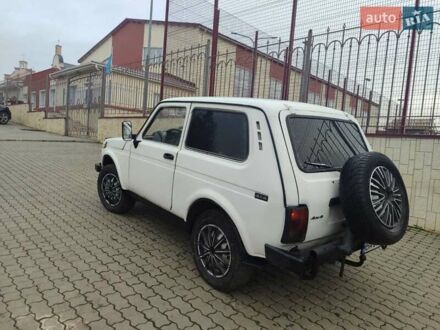Белый ВАЗ 21213 Niva, объемом двигателя 1.7 л и пробегом 649 тыс. км за 2300 $, фото 1 на Automoto.ua