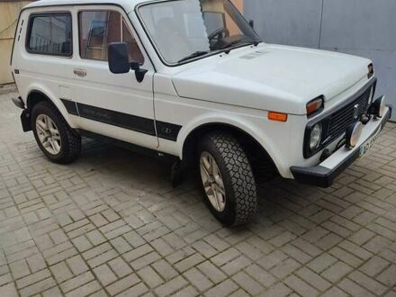 ВАЗ 21213 Niva 1998 у Запоріжжя на Automoto.ua Білий ВАЗ 21213 Niva, об'ємом двигуна 0 л та пробігом 55 тис. км за 2900 $, фото 1 на Automoto.ua