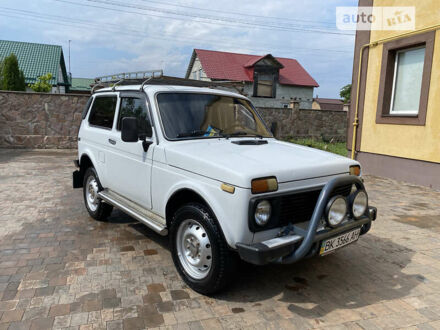 Белый ВАЗ 21213 Niva, объемом двигателя 1.7 л и пробегом 200 тыс. км за 2300 $, фото 1 на Automoto.ua