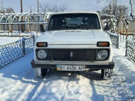 ВАЗ 21213 Niva 2002 в Полтаве на Automoto.ua Белый ВАЗ 21213 Niva, объемом двигателя 1.7 л и пробегом 220 тыс. км за 3000 $, фото 1 на Automoto.ua