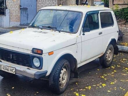ВАЗ 21213 Niva 2003 у Кривому Розі на Automoto.ua Білий ВАЗ 21213 Niva, об'ємом двигуна 1.7 л та пробігом 200 тис. км за 65000 $, фото 1 на Automoto.ua