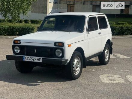 Белый ВАЗ 21213 Niva, объемом двигателя 1.7 л и пробегом 170 тыс. км за 2900 $, фото 1 на Automoto.ua