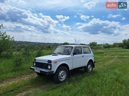 ВАЗ 21213 Niva 2003 у Люботине на Automoto.ua Білий ВАЗ 21213 Niva, об'ємом двигуна 1.7 л та пробігом 95 тис. км за 3300 $, фото 1 на Automoto.ua