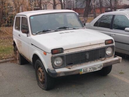 ВАЗ 21213 Niva 2003 у Кривому Розі на Automoto.ua Білий ВАЗ 21213 Niva, об'ємом двигуна 0 л та пробігом 200 тис. км за 53000 $, фото 1 на Automoto.ua