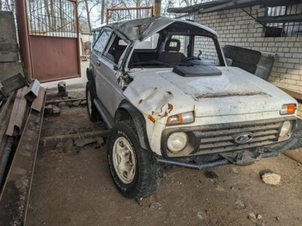 Білий ВАЗ 21213 Niva, об'ємом двигуна 1.7 л та пробігом 150 тис. км за 999 $, фото 1 на Automoto.ua