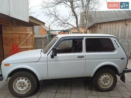 ВАЗ 21213 Niva 2005 в Чернигове на Automoto.ua Белый ВАЗ 21213 Niva, объемом двигателя 1.7 л и пробегом 205 тыс. км за 2500 $, фото 1 на Automoto.ua