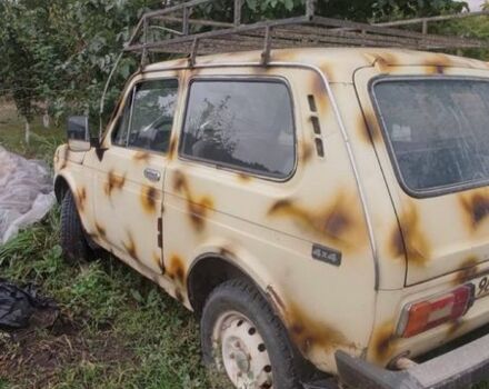 Бежевий ВАЗ 21213 Niva, об'ємом двигуна 1.7 л та пробігом 200 тис. км за 629 $, фото 1 на Automoto.ua