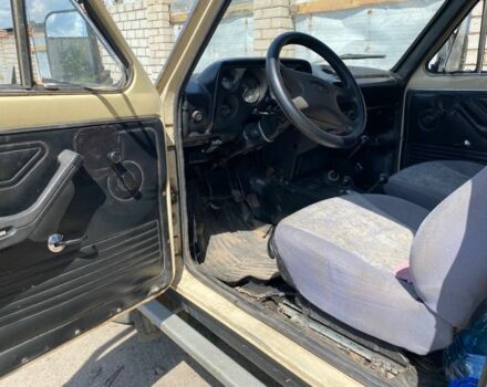 Бежевый ВАЗ 21213 Niva, объемом двигателя 1.6 л и пробегом 100 тыс. км за 1089 $, фото 5 на Automoto.ua