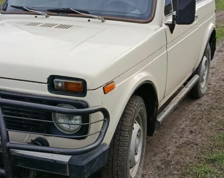 Бежевий ВАЗ 21213 Niva, об'ємом двигуна 1.6 л та пробігом 45 тис. км за 2000 $, фото 1 на Automoto.ua