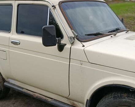 Бежевий ВАЗ 21213 Niva, об'ємом двигуна 1.6 л та пробігом 45 тис. км за 2000 $, фото 3 на Automoto.ua