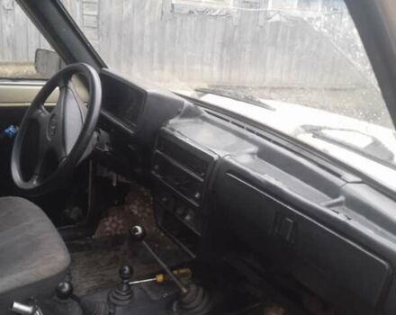 Бежевий ВАЗ 21213 Niva, об'ємом двигуна 1.69 л та пробігом 227 тис. км за 2200 $, фото 2 на Automoto.ua