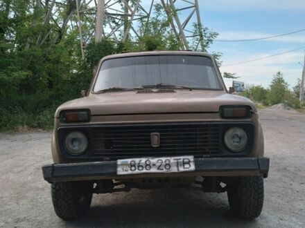 Бежевий ВАЗ 21213 Niva, об'ємом двигуна 1.7 л та пробігом 210 тис. км за 700 $, фото 1 на Automoto.ua
