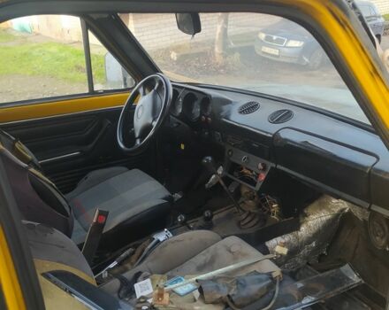 Чорний ВАЗ 21213 Niva, об'ємом двигуна 1.6 л та пробігом 234 тис. км за 550 $, фото 4 на Automoto.ua