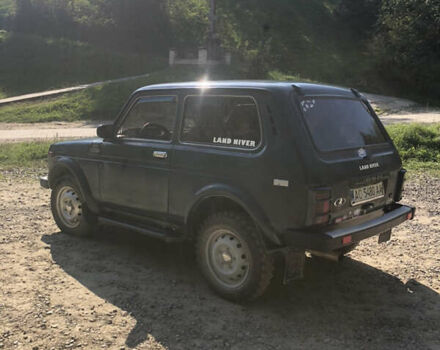 Черный ВАЗ 21213 Niva, объемом двигателя 2 л и пробегом 27 тыс. км за 3100 $, фото 2 на Automoto.ua