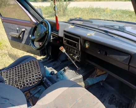 Фіолетовий ВАЗ 21213 Niva, об'ємом двигуна 1.6 л та пробігом 274 тис. км за 2900 $, фото 18 на Automoto.ua