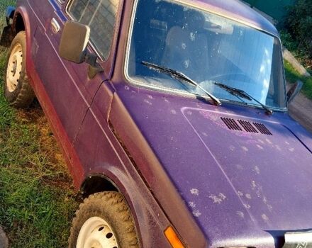 Фіолетовий ВАЗ 21213 Niva, об'ємом двигуна 1.7 л та пробігом 180 тис. км за 2000 $, фото 1 на Automoto.ua